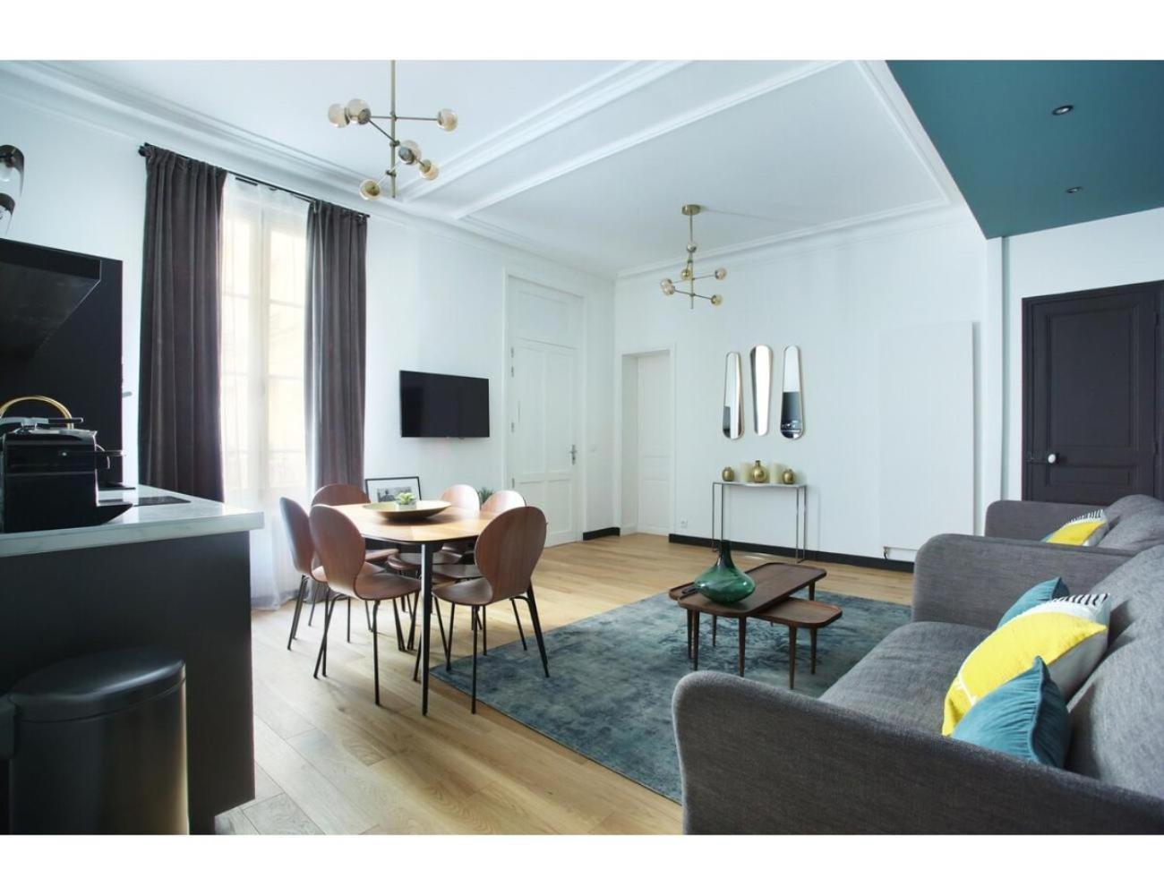 Splendide appartement Champ de Mars - Tour Eiffel  Parijs Buitenkant foto