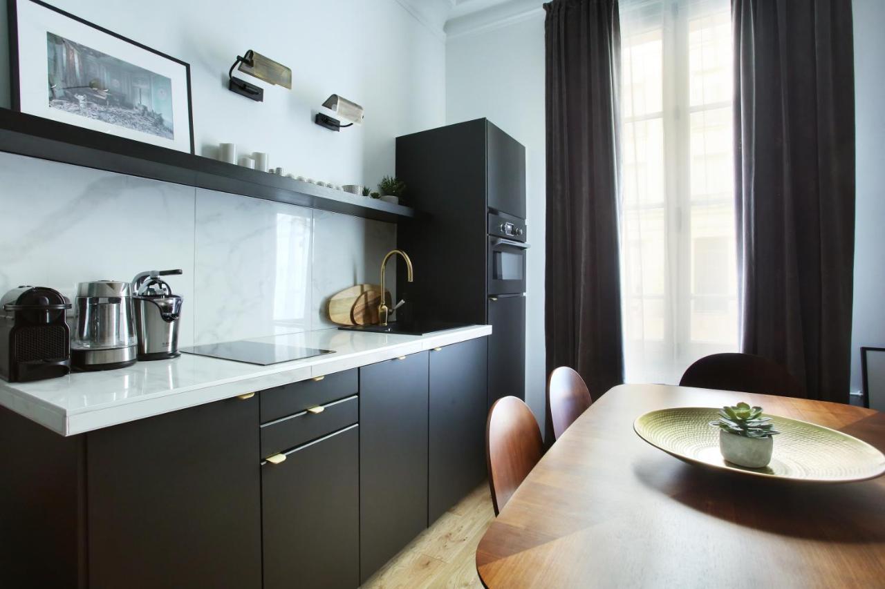 Splendide appartement Champ de Mars - Tour Eiffel  Parijs Buitenkant foto