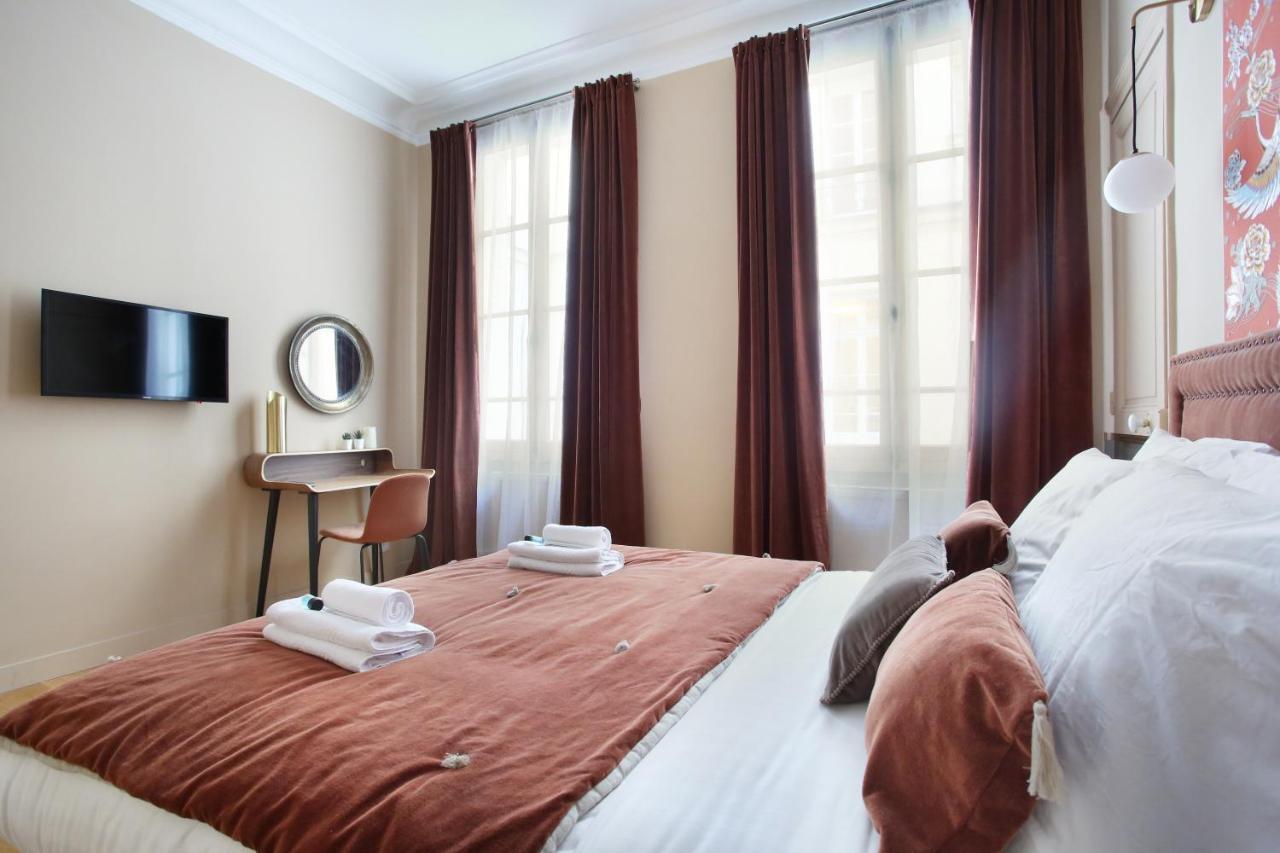 Splendide appartement Champ de Mars - Tour Eiffel  Parijs Buitenkant foto